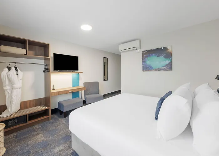 Jetpark 5*